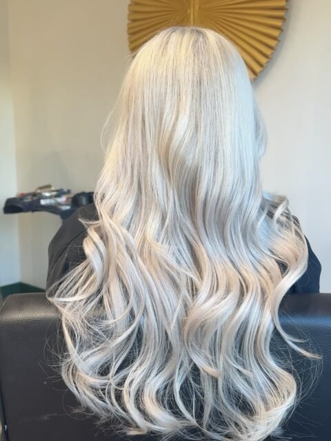 anyway here’s some pretty hair swipe left @ninezeroone @lineonehair