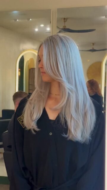 this is your sign to go blonde ✨ @ninezeroone