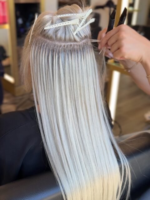 color + extensions for Kristin
#lahairextensions #lahairstylist #hairpainters @ninezeroone