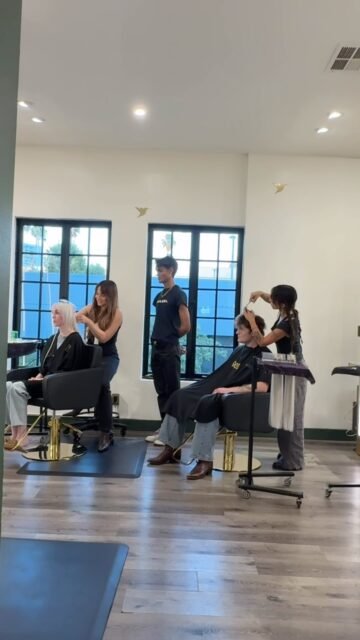 takes a village @hughdinihair @alossihair @sambennetthair @ninezeroone @candicergauci