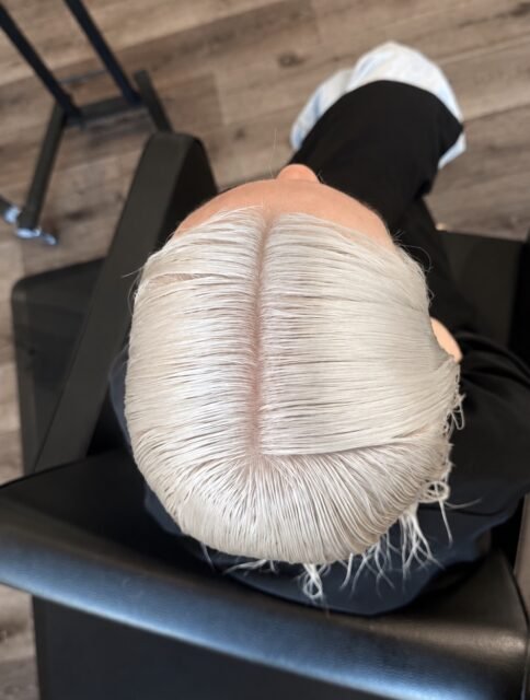 my 9-5 

@candicergauci @ninezeroone #ktips #ktipextensions #lahair #losangeleshairstylist #bleachandtone